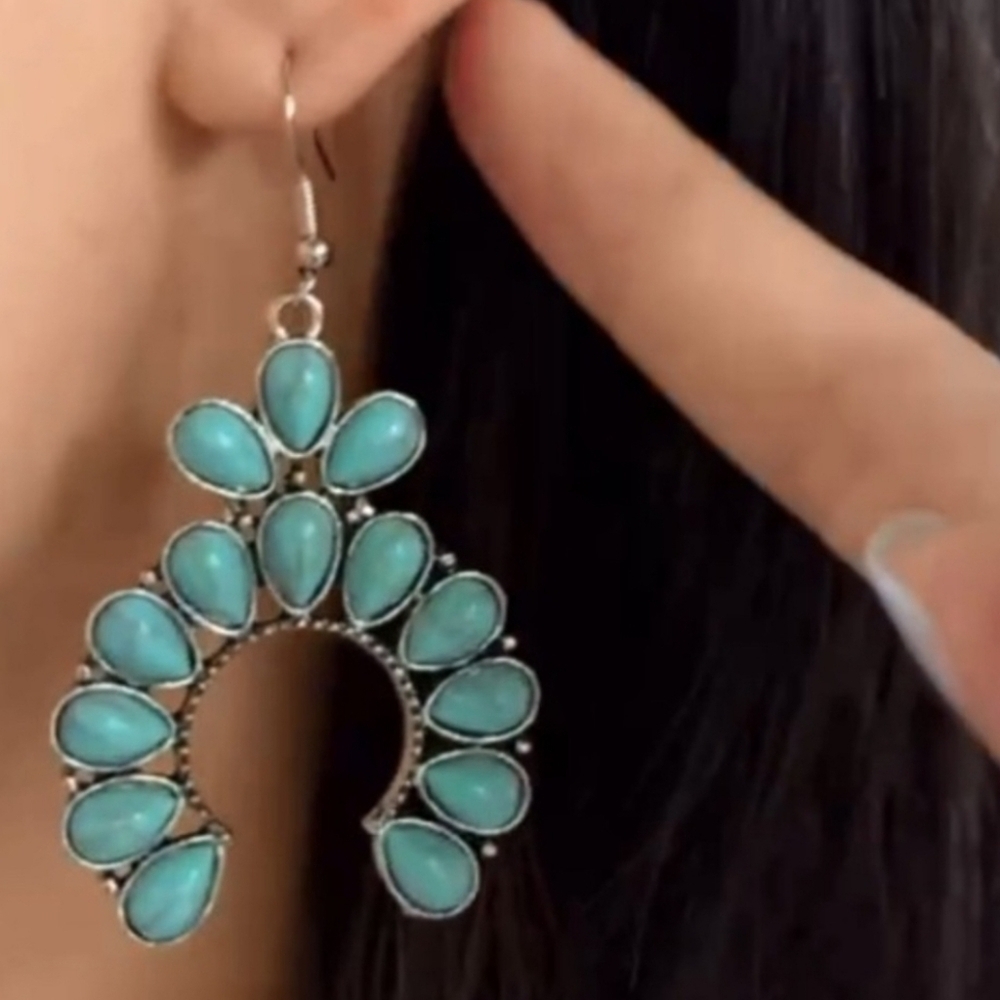💙▪️Piper K▪️ Reconstituted Turquoise Curved Teardrop Earrings